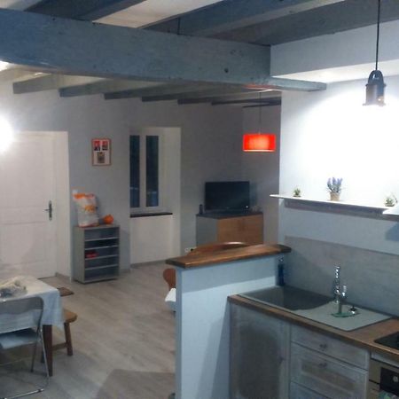 Maison A La Campagne Au Coeur Du Cantal Dept 15 Marmanhac 外观 照片